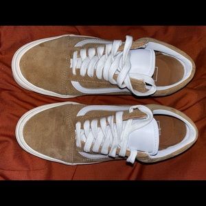 Vans- Women Size 8